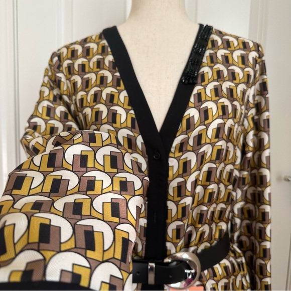 ‘ S Max Mara Label-cut 100% Silk Blouse with Rhinestones Sz: Small US4/6 Spring - Picture 9 of 11